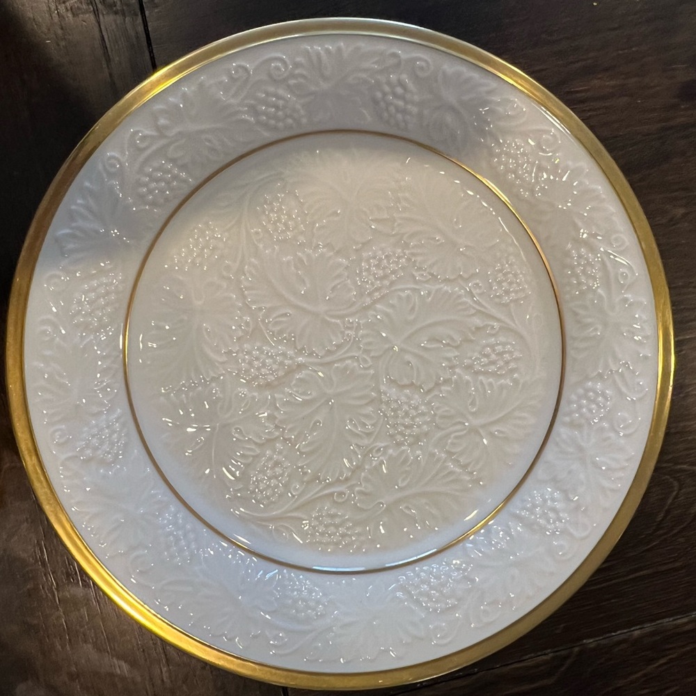 Serving dish